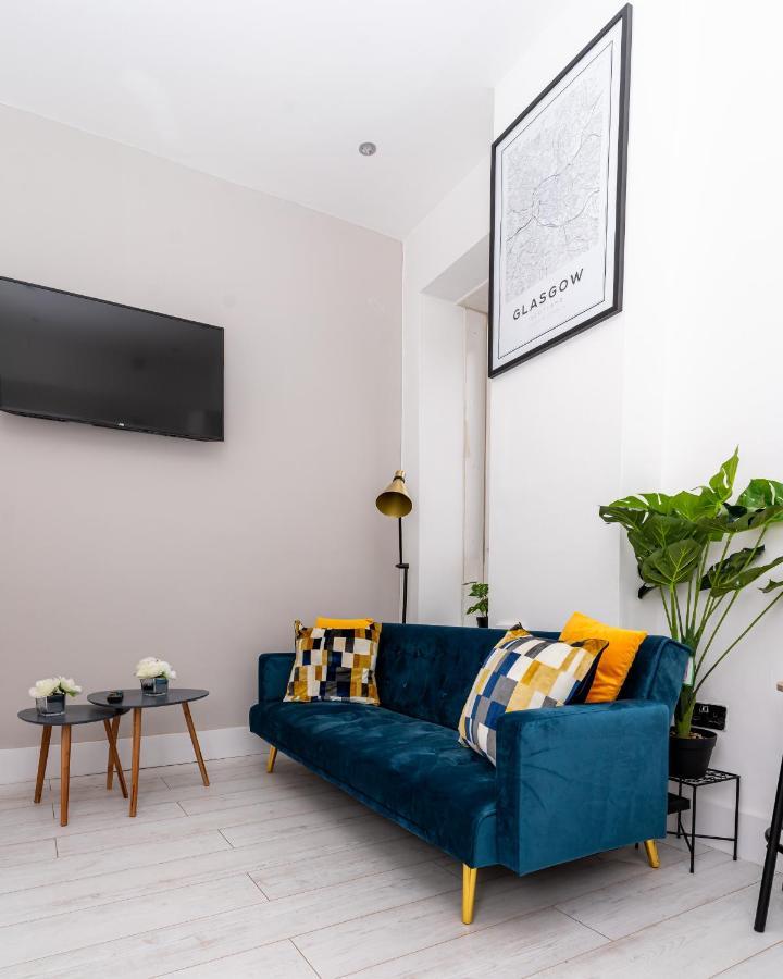 Cheerful 2 Bedroom Homely Apartment, Sleeps 6 Guest Comfy, 3X Double Bed, Parking, Free Wifi, Suitable For Business, Leisure Guest,Glasgow, Glasgow West End, Near City Centre Exterior foto